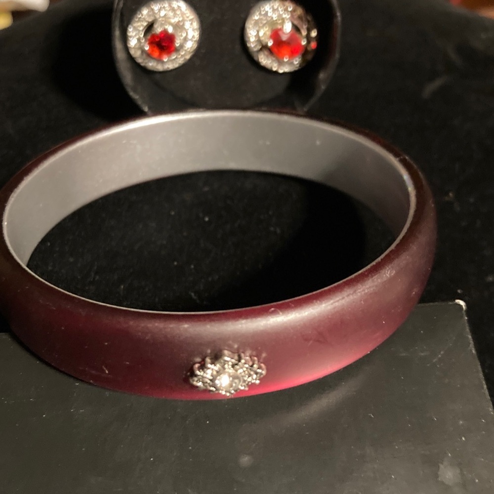 Avon matching bangle and earrings ruby red